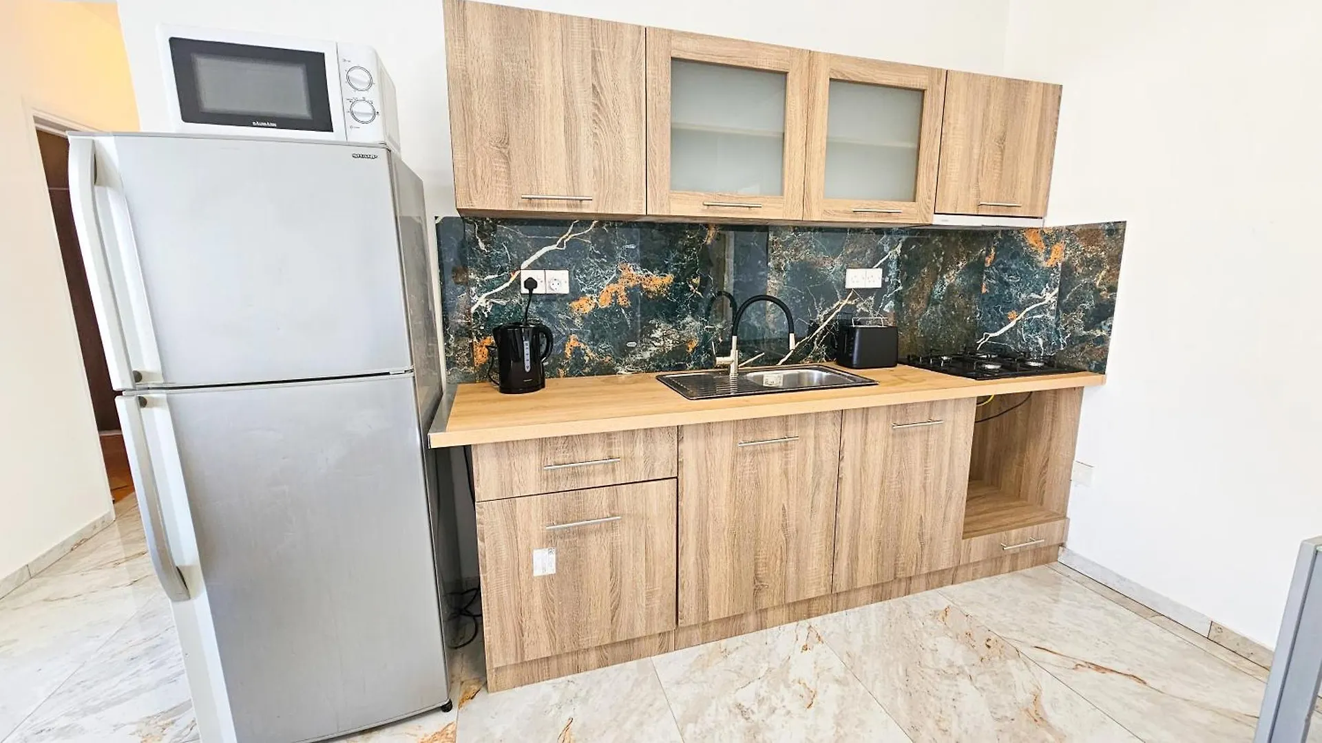 Central Rooms, 500M To Larnaca Marina Cyprus