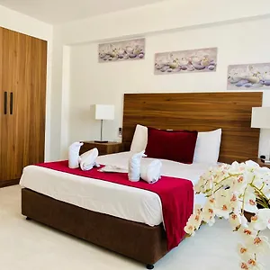 Aparthotel Eleonora, Larnaca